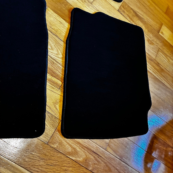 OEM Ford Fusion Floor/Lincoln MKZ Mats (2017–2020) – Full Set, Brand New - Picture 4 of 7